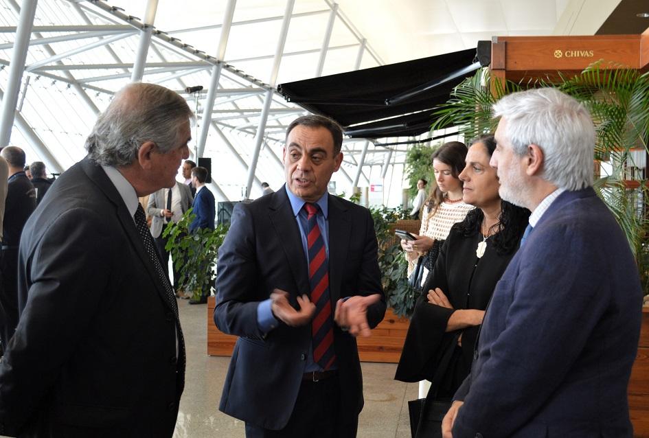 Director general Di Lorenzo, gerente Navarro, ministra Arbeleche y subsecretario Irastorza.