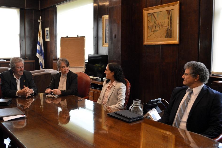 Enrique Antía, Luciana Botafogo, Azucena Arbeleche y Fernando Blanco
