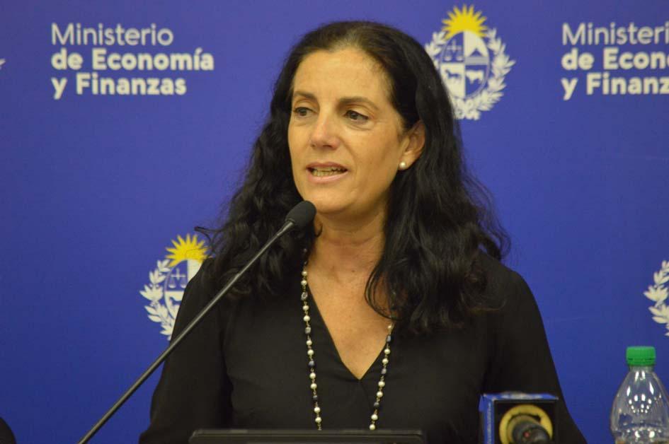 Ministra Azucena Arbeleche. Ministra Azucena Arbeleche.