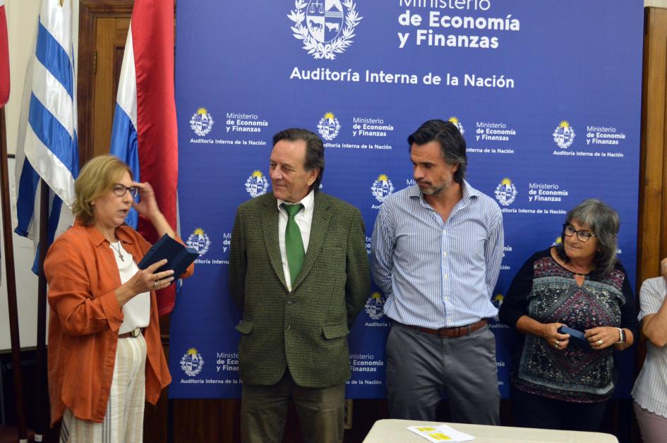 Entrega de Medalla