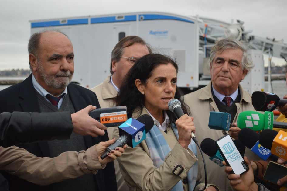 Ministra Azucena Arbeleche Ministra Azucena Arbeleche
