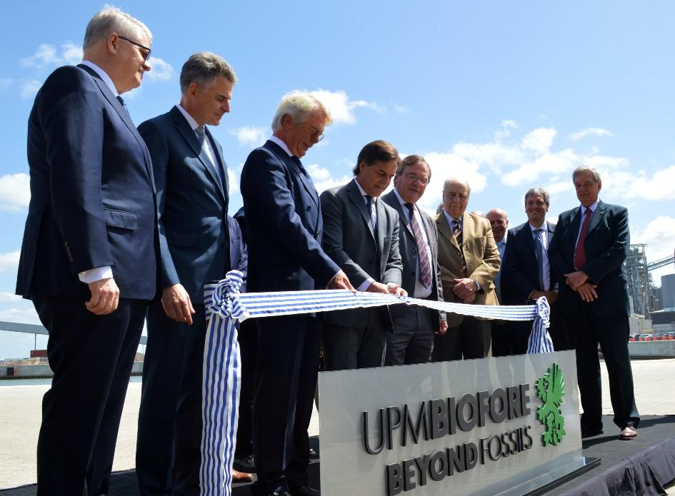  Inauguración de terminal de celulosa de UPM 