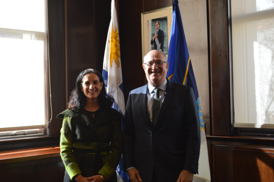 Ministra Azucena Arbeleche y presidente del BID Ilan Goldfjan. Ministra Azucena Arbeleche y presidente del BID Ilan Goldfjan.