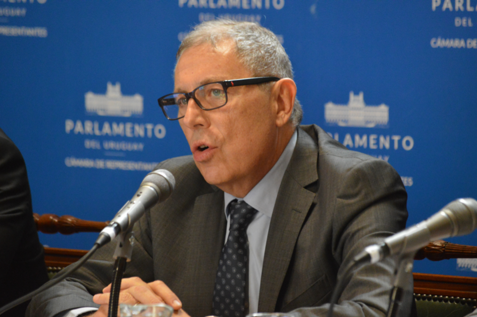Ministro de Economía y Finanzas Gabriel Oddone Ministro de Economía y Finanzas Gabriel Oddone
