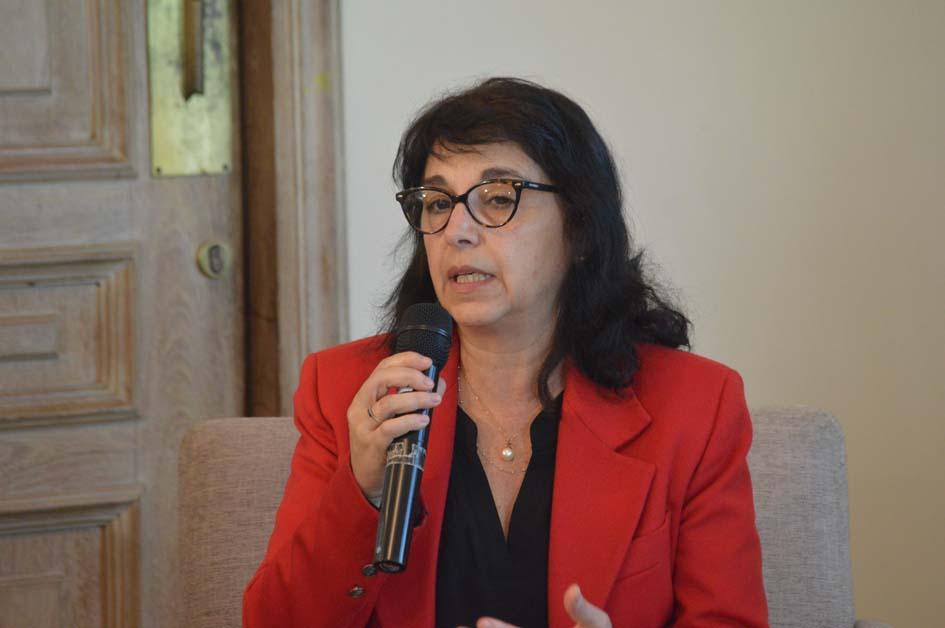 Directora de Política Económica Bibiana Lanzilotta Directora de Política Económica Bibiana Lanzilotta