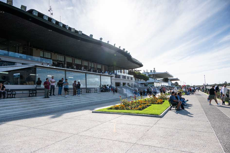 Jornada hípica - Hipódromo Nacional de Maroñas 