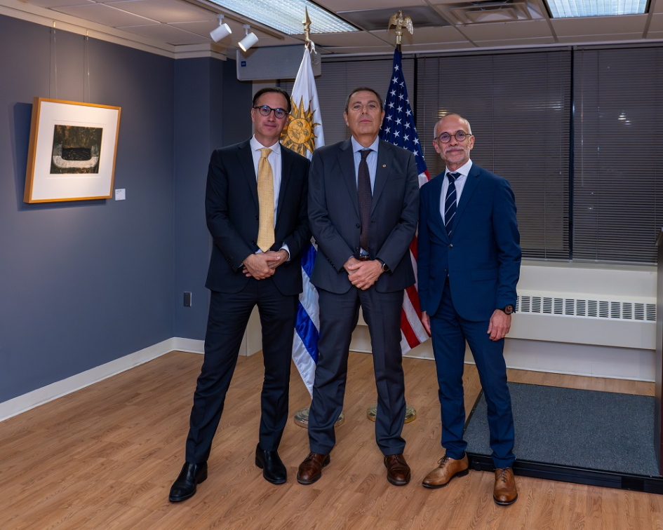 El ministro Oddone encabezó la delegación de Uruguay en Washington DC Ministro Gabriel Oddone en Washington DC
