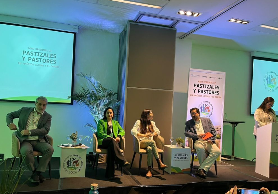 Luisa Olivera en Foro Regional de Pastizales y Pastores Luisa Olivera en Foro Regional de Pastizales y Pastores