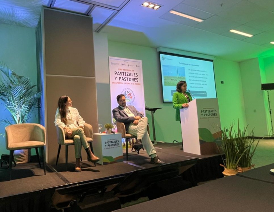 Luisa Olivera en Foro Regional de Pastizales y Pastores Foro Regional de Pastizales y Pastores