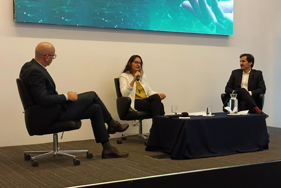 Alfonso Capurro, Marcela Bensión, Sebastián Ramos Nueva forma de hacer negocios