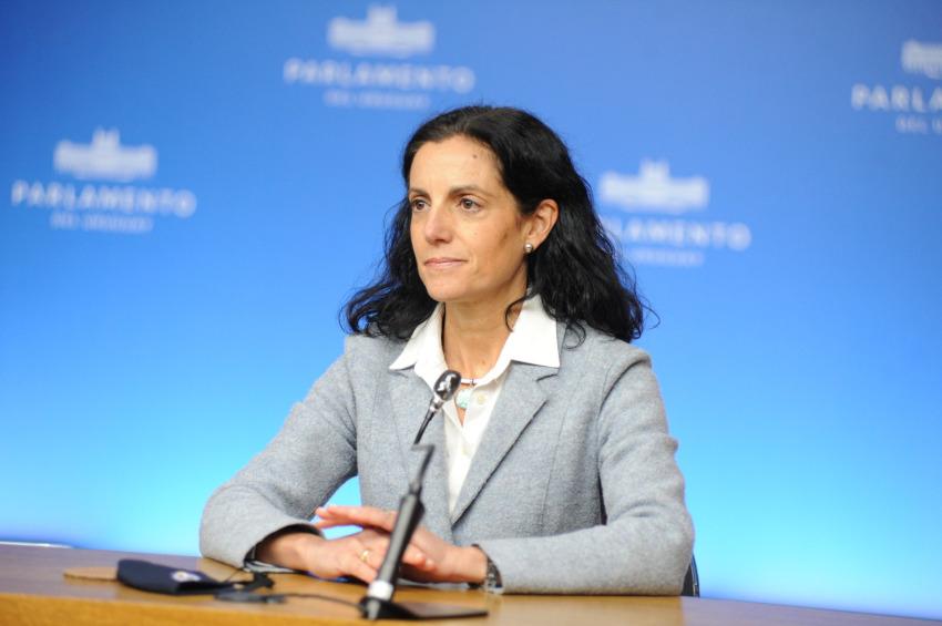Ministra de Economía Azucena Arbeleche Rendición de cuentas 2019