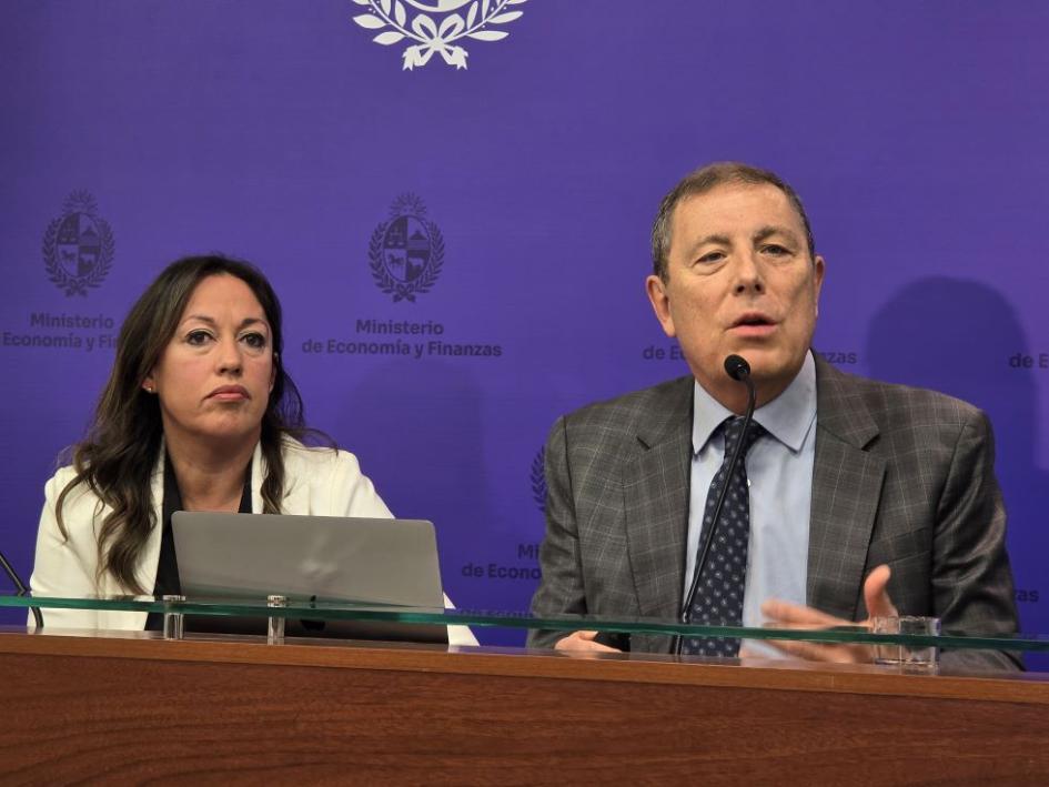 Ministra Fernanda Cardona, ministro Gabriel Oddone Ministra Cardona y ministro Oddone