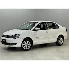 POLO SEDAN
