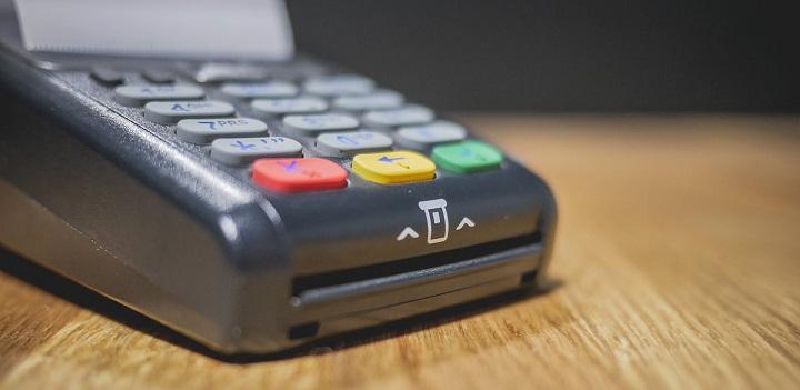 Disminución máximo de aranceles para tarjetas de débito e instrumentos de dinero electrónico Point of Sale