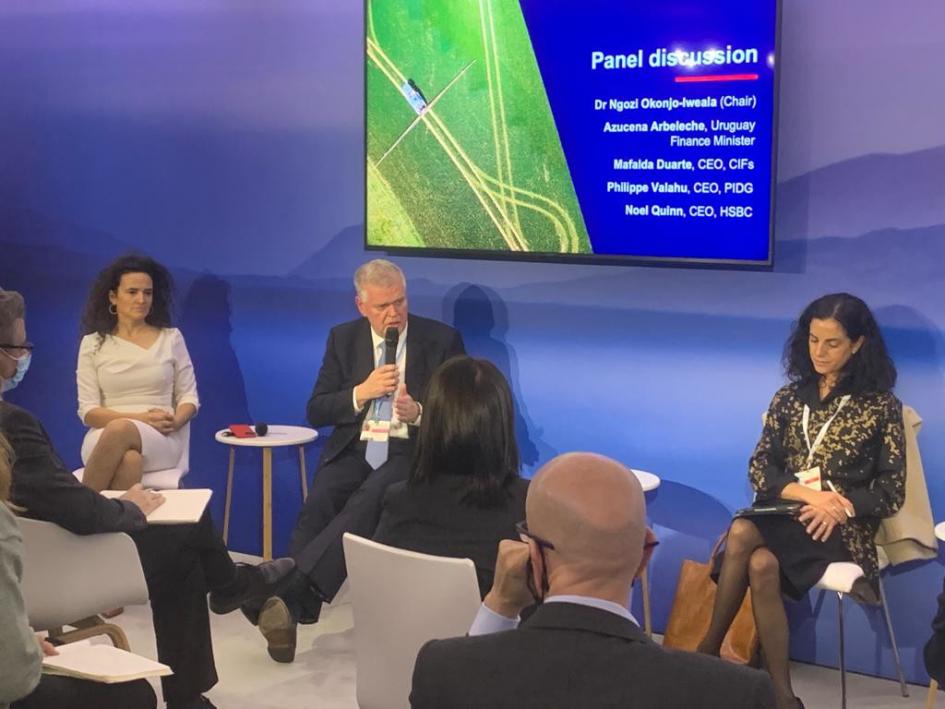 Ministra Arbeleche en panel sobre cambio climático COP26