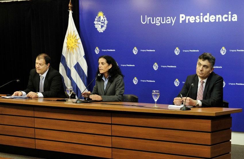 Conrado Ramos, Azucena Arbeleche, Isaac Alfie Conferencia de prensa luego de Consejo de Ministros