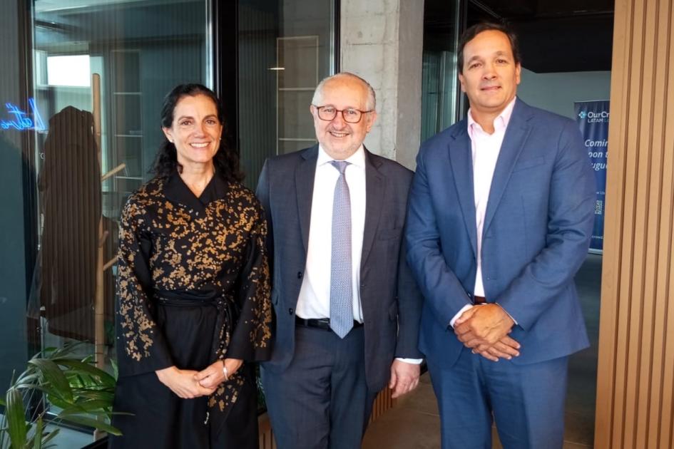 Azucena Arbeleche, Pablo da Silveira y Santiago Cat