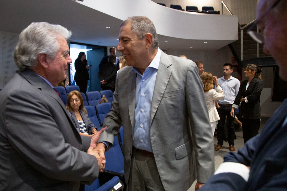 Ministro Oddone, canciller, Mario Lubetkin y el embajador de Estados Unidos en Uruguay, Lou Rinaldi