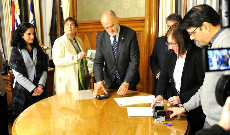 Ministra Arbeleche, contadora general Magela Manfredi Presentación Rendicion de Cuentas 2023