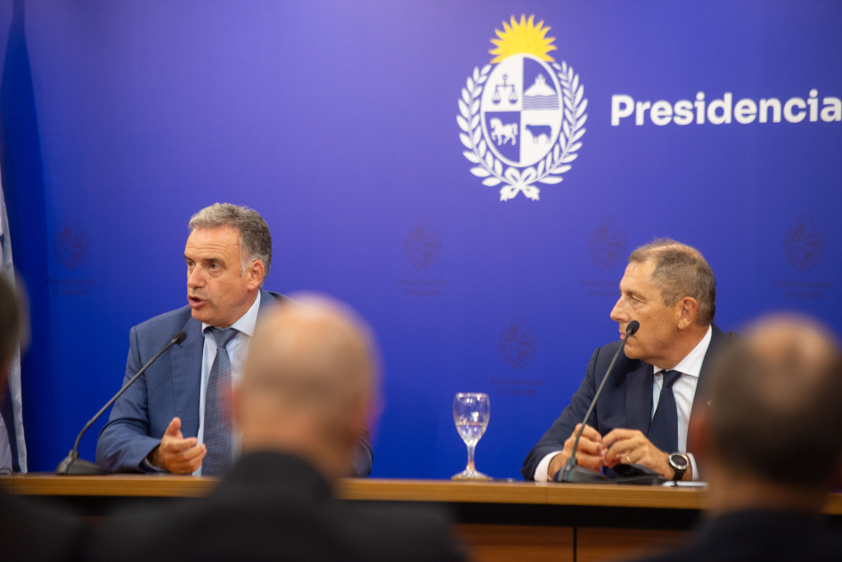 ministro Gabriel Oddone y presidente Yamandú Orsi