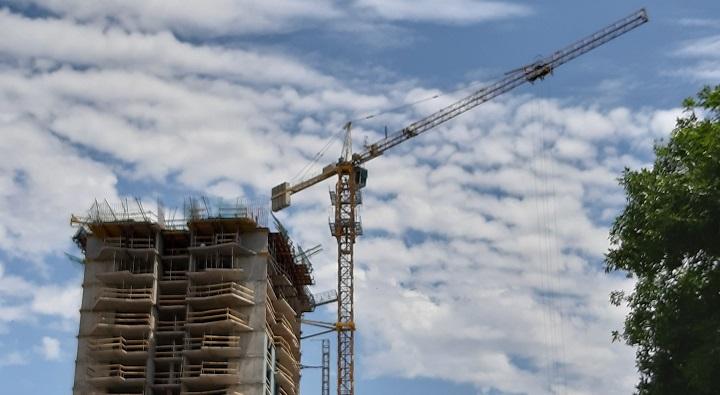 Informe de Inversión recomendada Junio 2013 Edificio en construcción