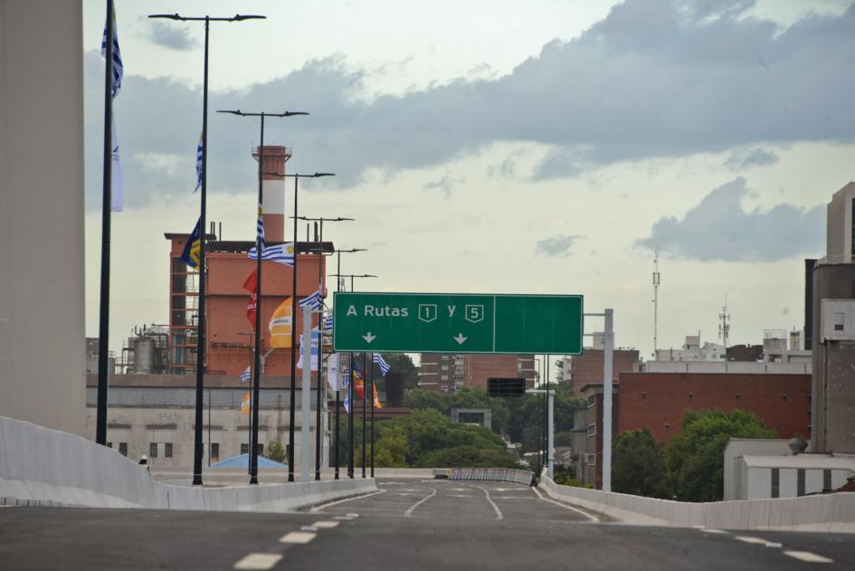 Inauguración obra vial en rambla portuaria