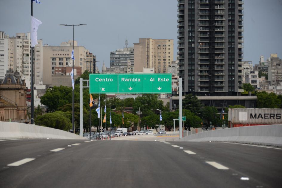 Inauguración obra vial en rambla portuaria