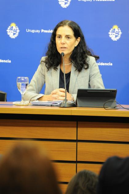 Ministra Azucena Arbeleche Conferencia seguridad social