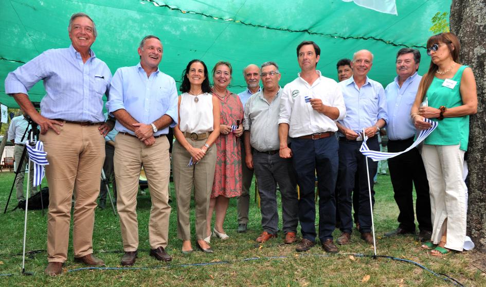 Ministra Arbeleche en la inauguración de la Expo Durazno Expo Durazno