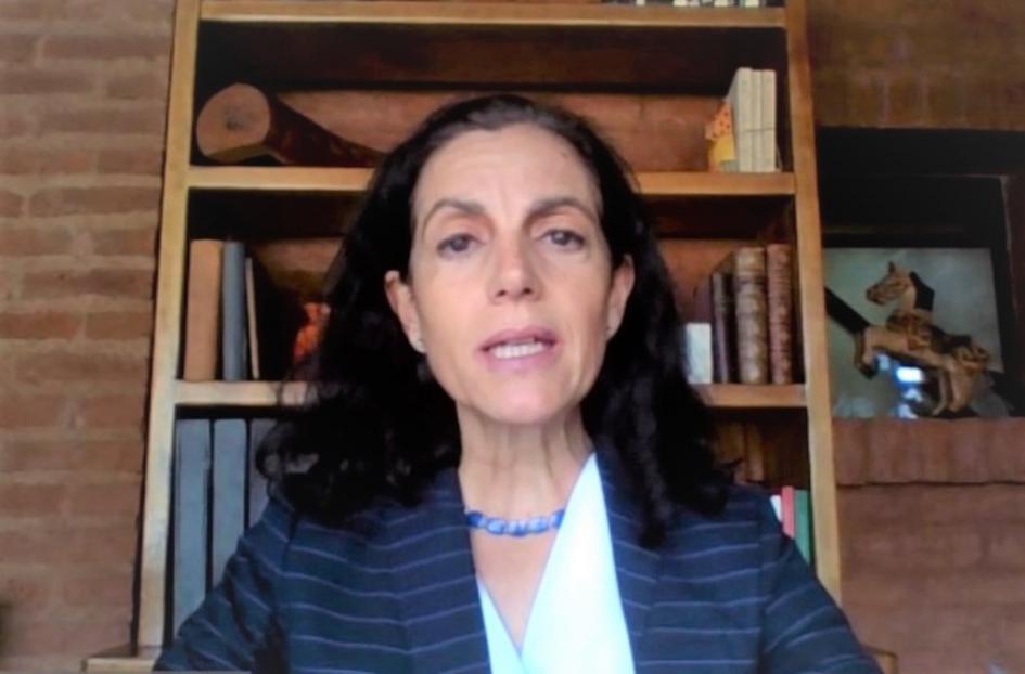 Ministra de Economía y Finanzas Azucena Arbeleche Mesa de Finanzas Sostenibles