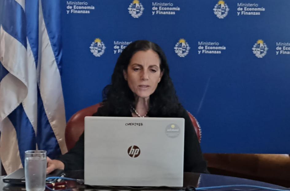 Ministra de Economía y Finanzas Azucena Arbeleche Jornadas Tributarias 2021