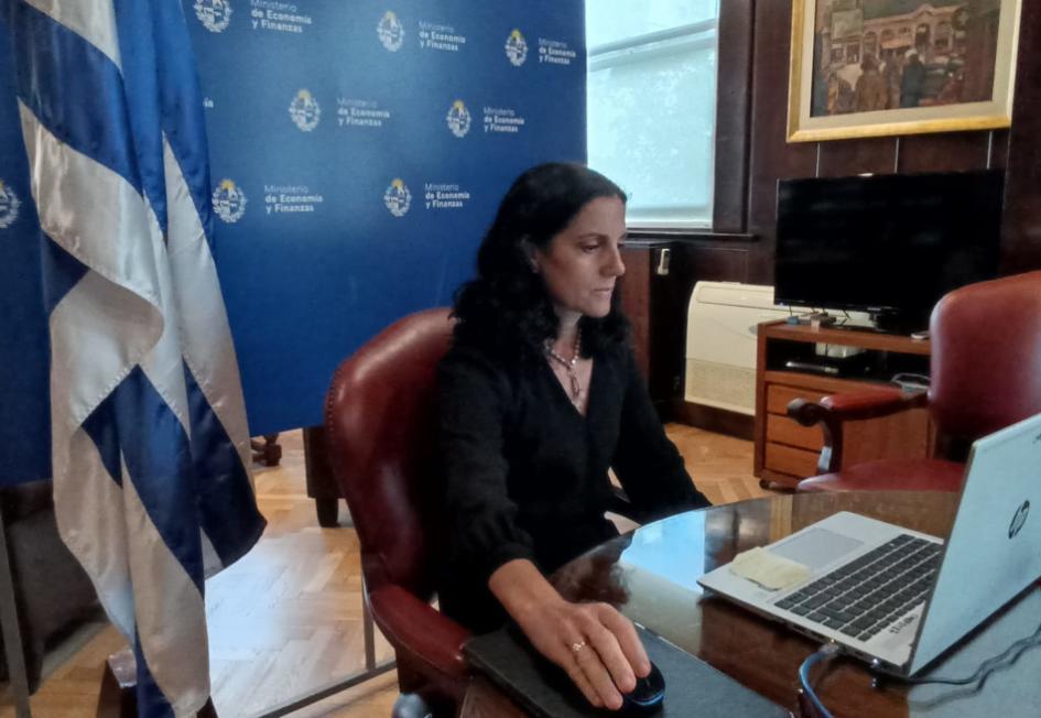Ministra de Economía y Finanzas Azucena Arbeleche Jornadas Tributarias 2021