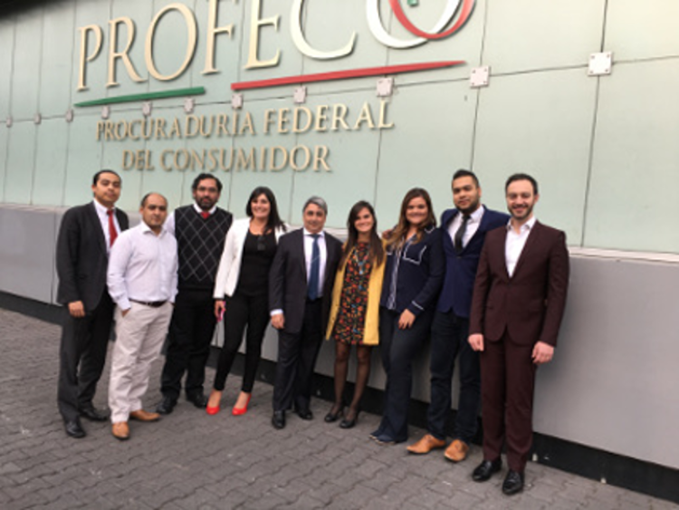 funcionarios en PROFECO foto de Funcionarios en Procuraduría Federal del Consumidor profeco