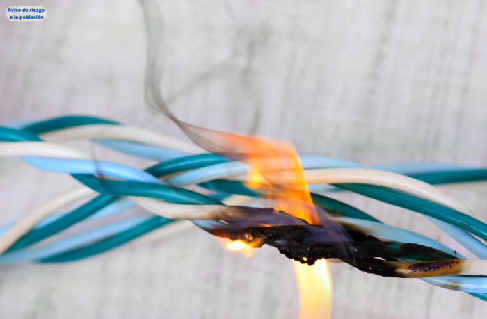 Cables incendiándose