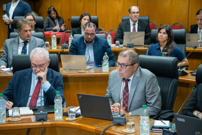 MEF comparece al Parlamento para explicar detalles comerciales del Acuerdo Interino de Comercio Merc MEF comparece al Parlamento para explicar detalles comerciales del Acuerdo Interino de Comercio Merc