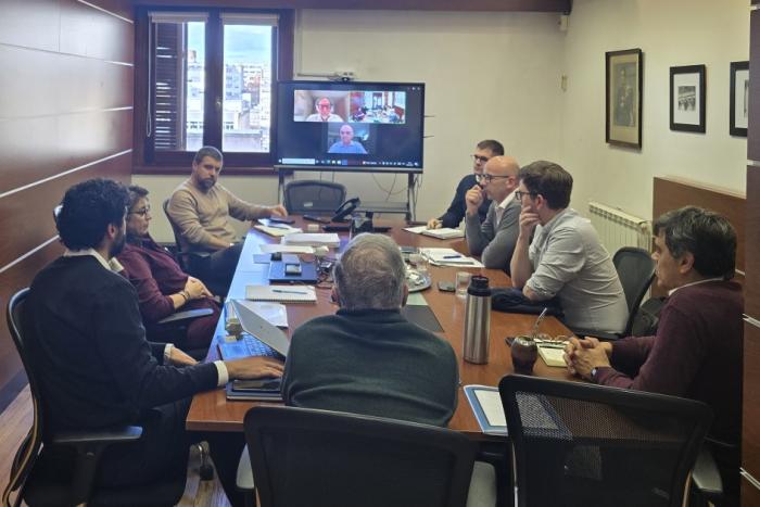 Equipo MEF en reunión con el Consejo Fiscal Asesor