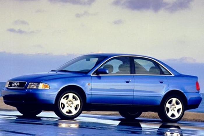 A4 1.8 - A4 1.8T - A4 TDI - A4 Avant - S4 2.7 - A6 2.4 / 2.6 - TT 1800 Automóvil Audi