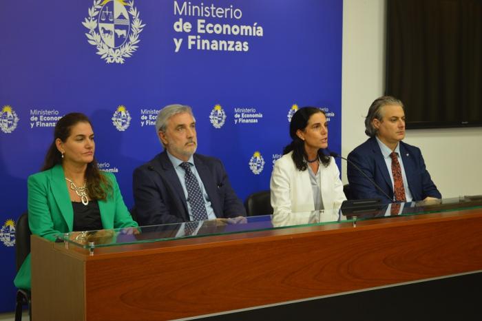 Marcela Bensión, Alejandro Irastorza, Azucena Arbeleche y Herman Kamil