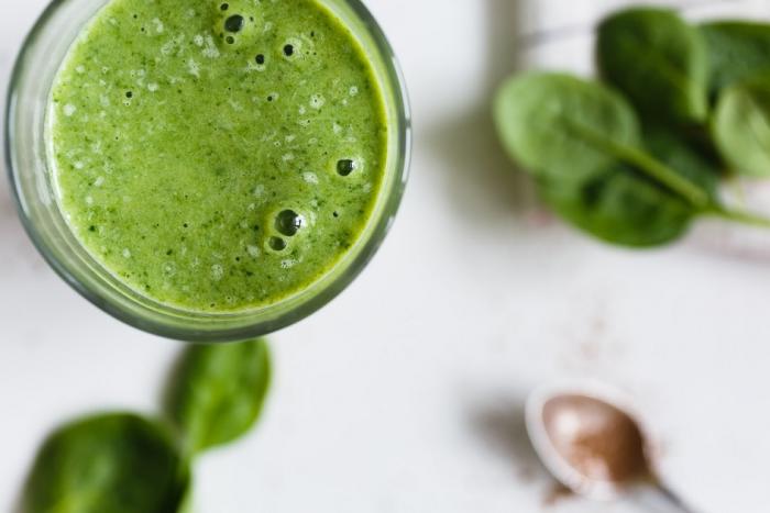 Precios de selección de frutas y verduras de estación del 16 al 29 de mayo de 2023 Vaso con jugo de espinacas