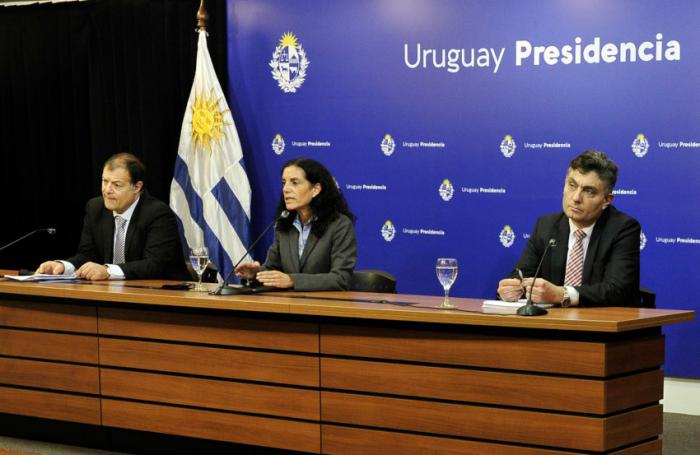 Conrado Ramos, Azucena Arbeleche, Isaac Alfie Conferencia de prensa luego de Consejo de Ministros