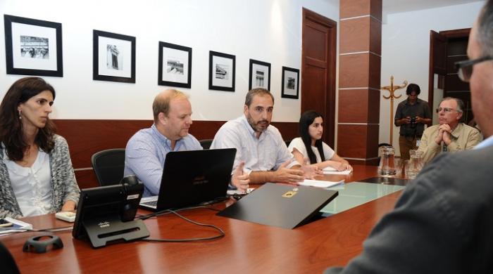 Subsecretario Pablo Ferreri reunido con Productores lecheros Subsecretario Pablo Ferreri reunido con Productores lecheros
