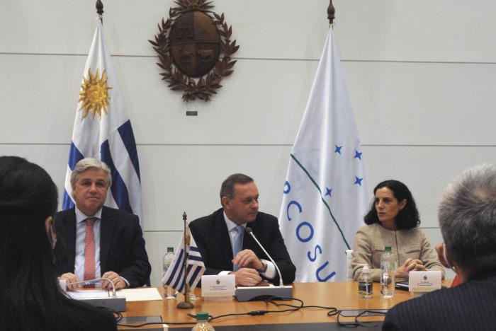 Francisco Bustillo, Álvaro Delgado, ministra de Economía Azucena Arbeleche Reunión bilateral