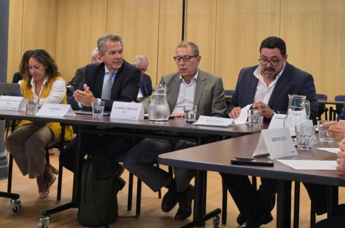 Ministra Fernanda Cardona, Luiz Ros, ministro Gabriel Oddone, sectretario Alejandro Sánchez Taller productividad BID