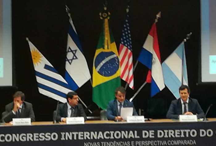 Expositores en el Congreso