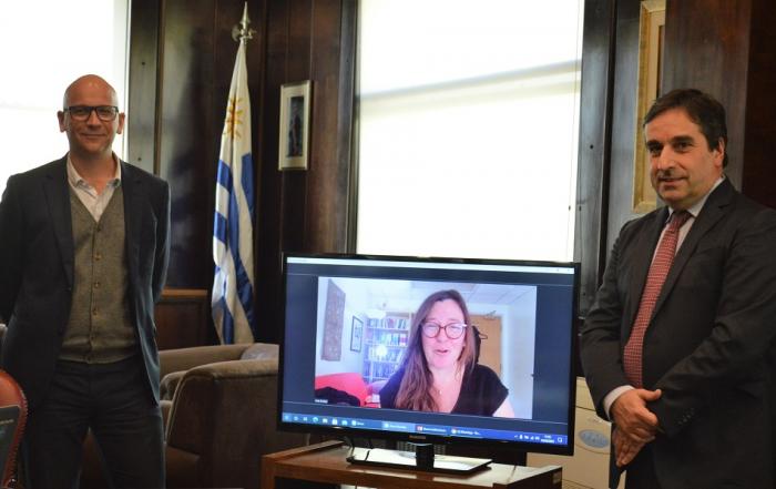 Integrantes del Consejo Fiscal Asesor: Alfonso Capurro, Ana Fostel y Aldo Lema.