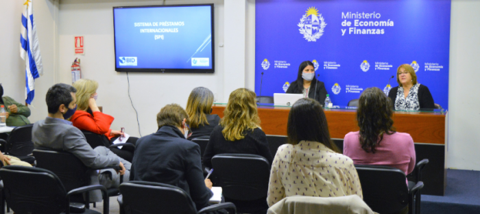 Se presentó la Guía práctica del Sistema de Préstamos Internacionales Autoridades en taller