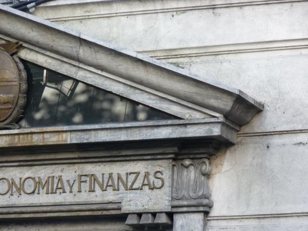 Fachada edificio MEF