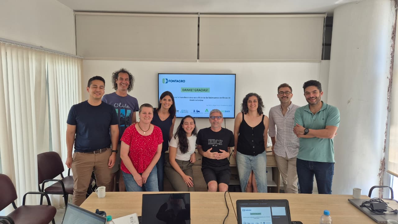 Investigadores del IIBCE participaron en el congreso RELAR-PGPR 2025 y ...