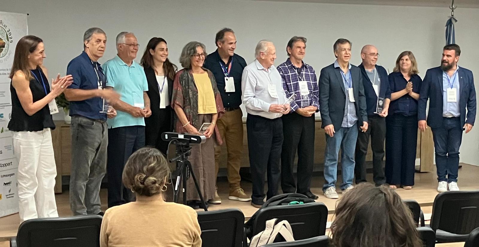 Investigadores del IIBCE participaron en el congreso RELAR-PGPR 2025 y ...