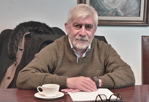 Foto retrato del académico Juan Grompone Carbonell
